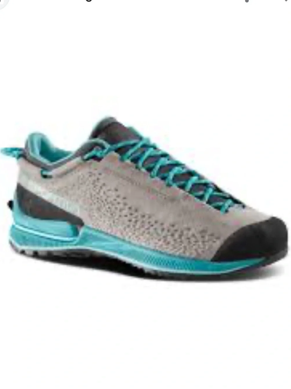 La Sportiva TX2 EVO Leather Womens Climbing Hiking Shoe. SZ 6.5. Grey. Teal. EUC